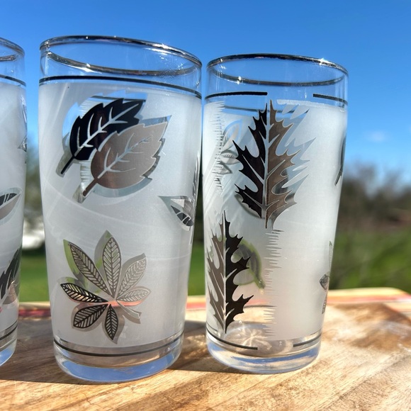 Vintage ‘60’s Libbey Silver Foliage Tumblers Glassware set of 6 - Picture 6 of 8
